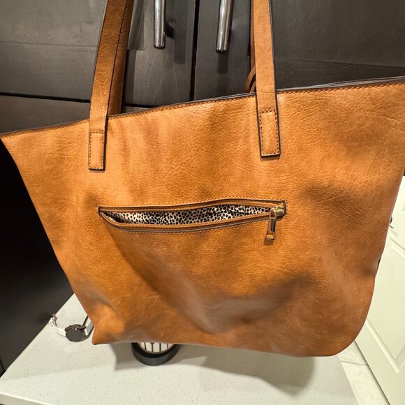 Sole Society tan shoulder bag, so cute! - Picture 3 of 3